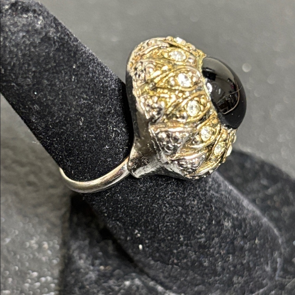 Vintage Black Stone Cabochon Rhinestone Oval Cocktail Adjustable Ring - Picture 4 of 6